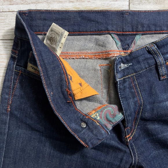 Diesel LIV Italian Straight Leg Wash 0087Z - Picture 12 of 16